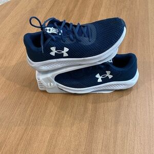 Women’s Under Armour Charged Pursuit 3 Trainer - Navy Size 7